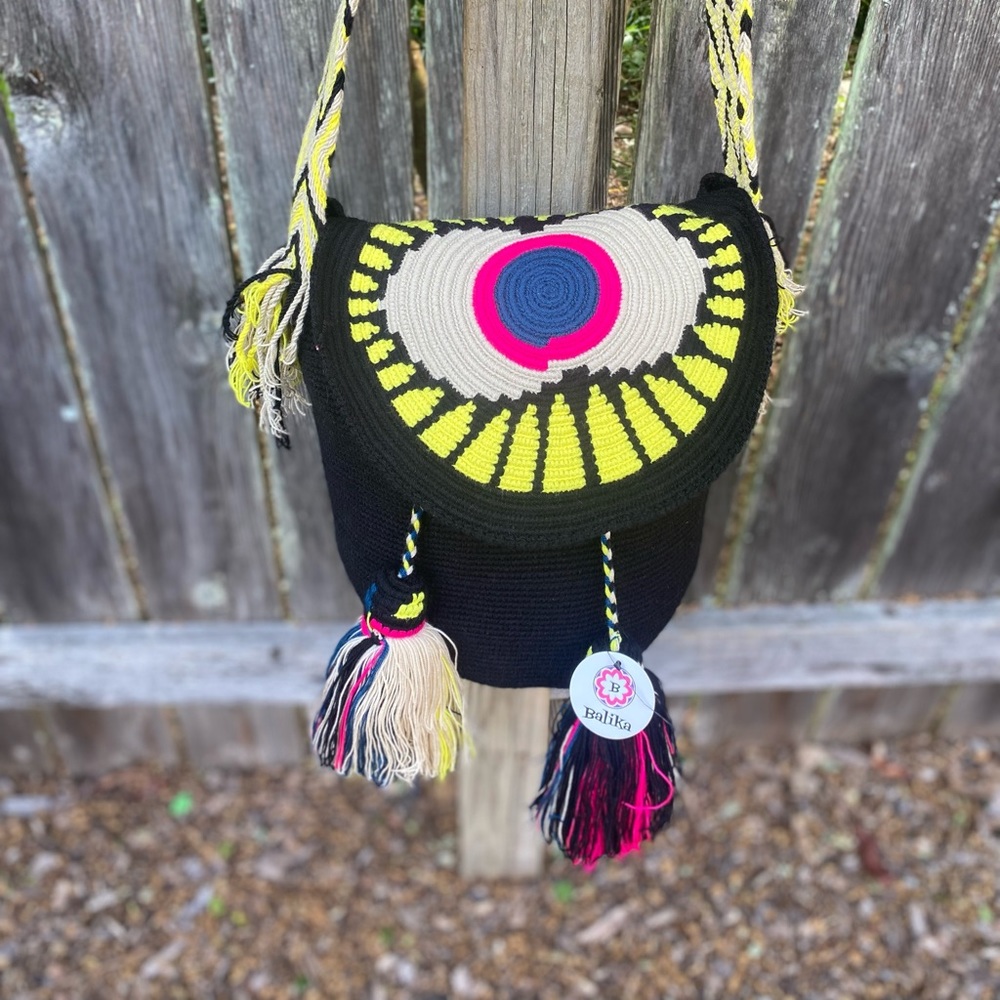 Wayuu crossbody evil eye bucket!! Brand new